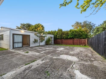 MORTGAGEE SALE - Refurbished 3-bed!