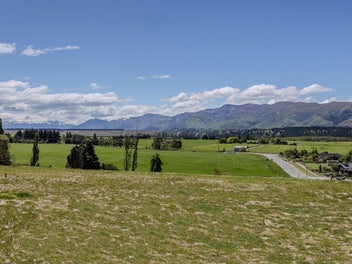 Elevated, Sunny Section with Big Views