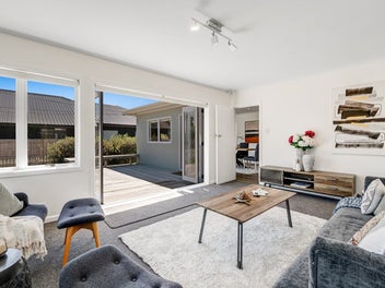 Charming & Just Steps from the Beach!