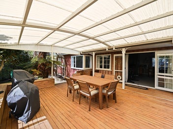 Modern Comfort Meets Outdoor Bliss