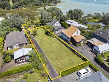 Prized Coastal Position | Build Your Dream Home