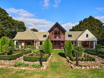 Chelmswood Country Charm