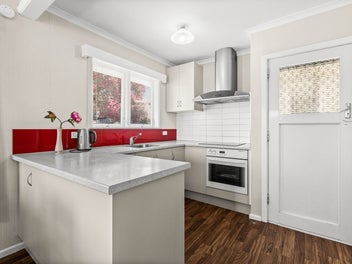 Handy Location - Must Sell!