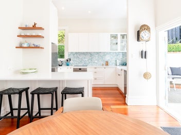 TIMELESS CHARACTER & EFFORTLESS LIVING