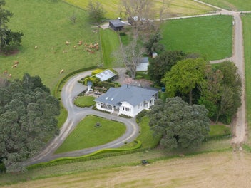 One of a kind - 33.9ha of quality and character