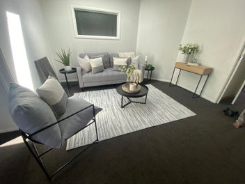 Secure, Low-Maintenance Glenview Living