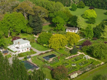 Majestic Greenhaugh Gardens – A Timeless Estate