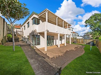 Ideal Starter Home in Hillcrest – Solid Concre...