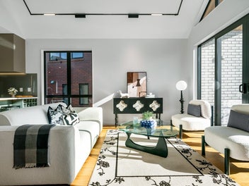 Architectural, Modern, Rangi Zone!