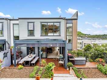 Enquiries over $1,600,000