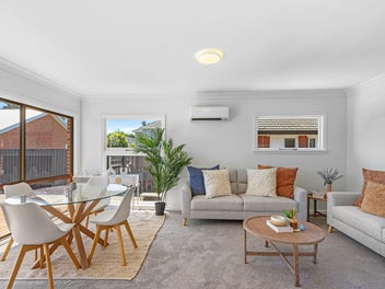 Investor Opportunity - Dual Income on RMD Land