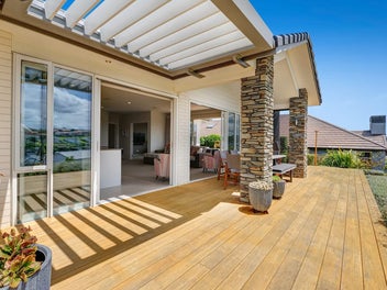 Unbeatable Views - Priced Below Insurable Value