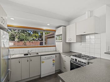 A smart buy in a quality neighbourhood!