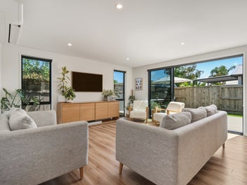 Make it Maara – Near New and Beautifully...