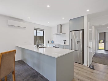 Modern Comfort & Easy Living