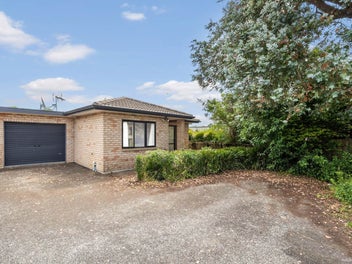 Worry Free Investment with Guaranteed Returns