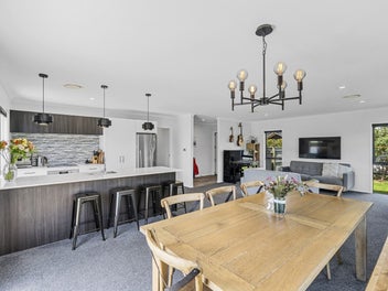 Santa's Choice - Entertain, Relax, Enjoy