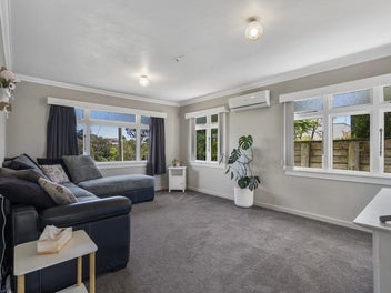 Sunny and Private Lynmouth Home...