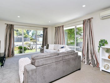 Exceptionally Well Maintained Unit