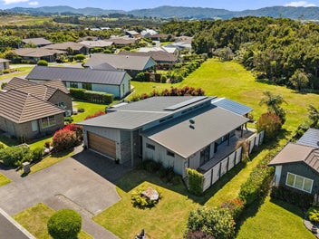 Entertainers paradise in a tranquil setting