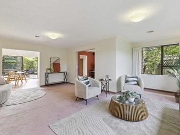 BRILLIANT BUY FOR BUSY FAMILIES