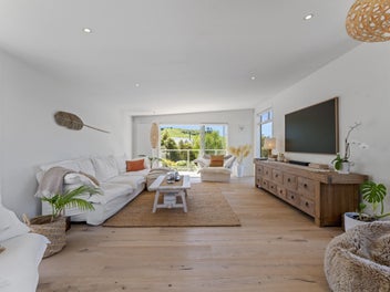 Where do you find a lake view like this