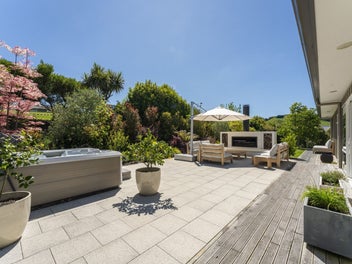 A Rare Retreat of Light, Warmth & Privacy