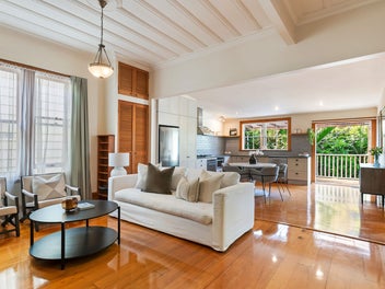 Villa Cool, City Close