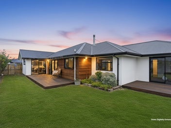 Stylish, Modern and Spacious