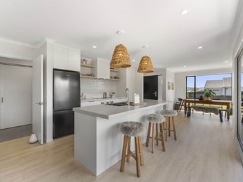 Stylish home on a 735sqm blank canvas