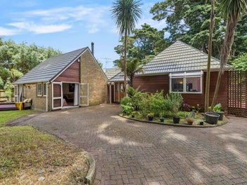 A PLACE TO CALL HOME IN OPAHEKE!