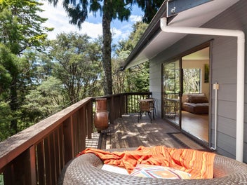 TITIRANGI IN THE VALLEY