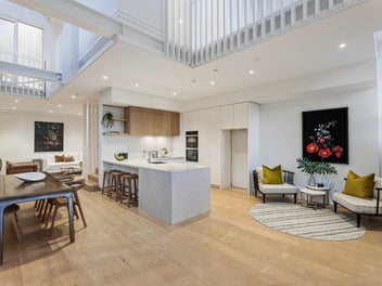 Historic modern masterpiece - auction