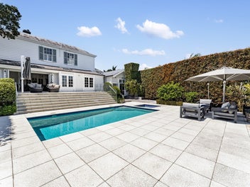 Timeless family living