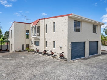 Act Fast: Rare 7-Bed Home with separate living