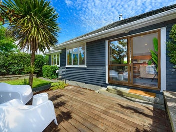 A Smart Start, Move in Before Christmas !