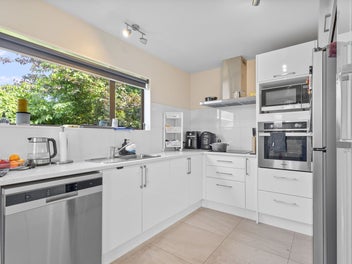 Affordable, renovated and easy care!