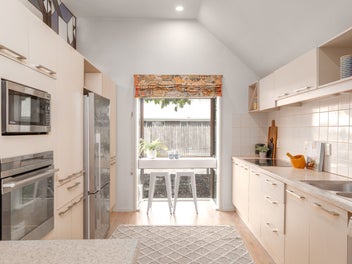 Mid-Century Money-Maker