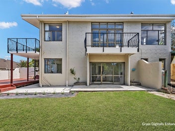 $735,000 for 330 sqm - Major Price Reduction