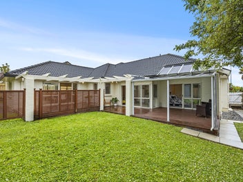 Where Family Comfort Meets Christmas Cheer