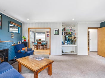 Land, lifestyle, and location - potential plus!