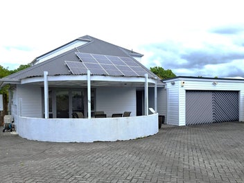 Start 2026 in Style - Secure This Home Today