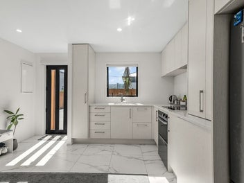 Mortgagee Sale - 5-Year-Old Avalon Home