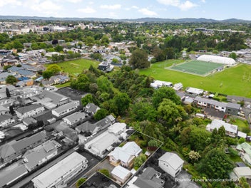 Modern Gullyside Living