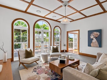 Heritage charm, park-like grounds