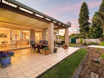 SUPERB CUL DE SAC LOCATION : SOLID HOME