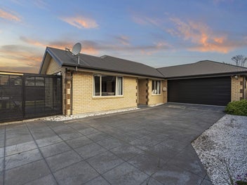 Freehold - Renovated - Vacant - Prime School Zone!