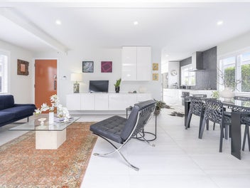 Pretty. Petite. Private. Perfect.