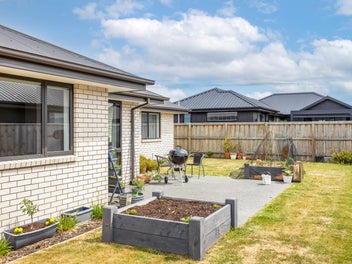 Investor Income in Ravenswood until Sept 2026!