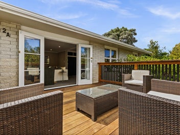 Dress Circle Location, Easy Care